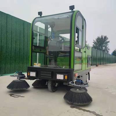 鴻宇全封閉掃地機(jī) 廠區(qū)道路清潔的電動(dòng)解決方案